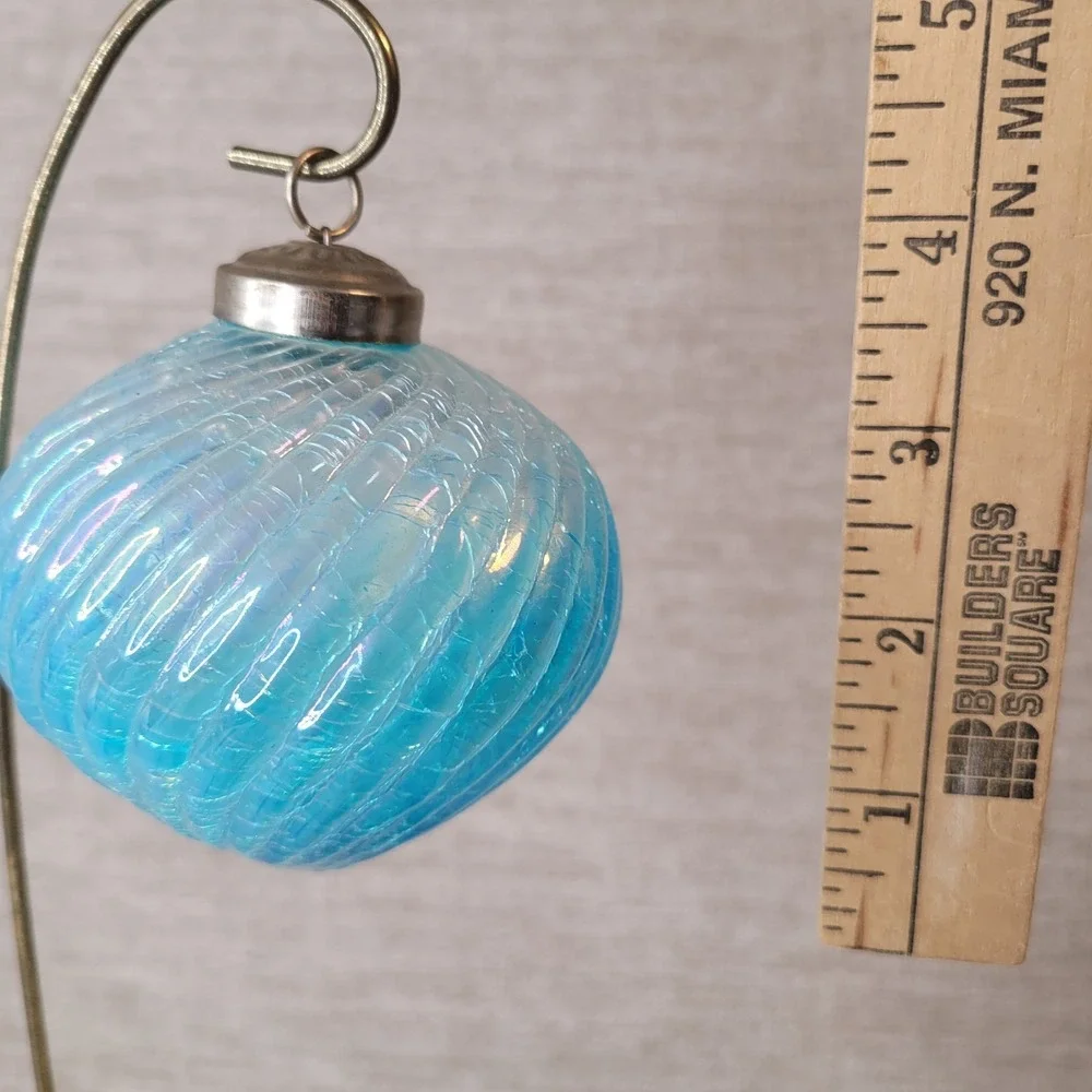 Vintage Hand Blown Iridescent Aqua Blue Art Glass Shell Christmas Ornament 3.5